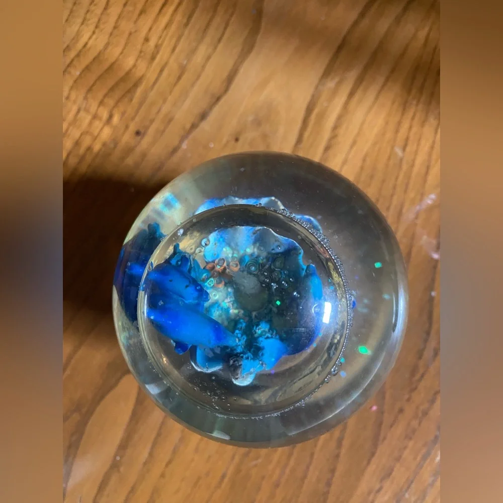 Blue Glass Aquarium Globe Ornament - Decorative Fish Habitat Accent - Picture 2 of 5